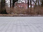 großflächige Betonpflasterung - Busparkplatz Cecilienhof Potsdam